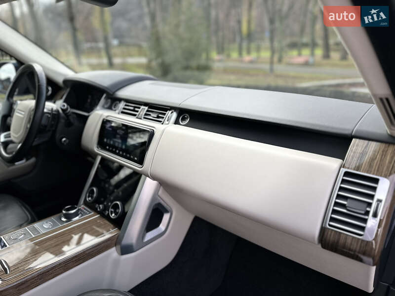 Позашляховик / Кросовер Land Rover Range Rover 2020 в Києві