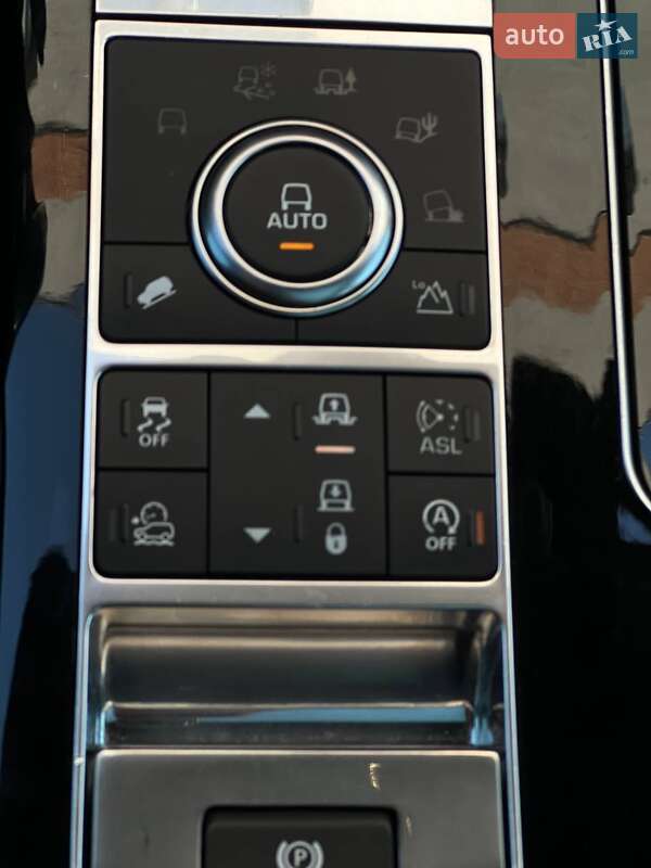 Внедорожник / Кроссовер Land Rover Range Rover 2016 в Киеве