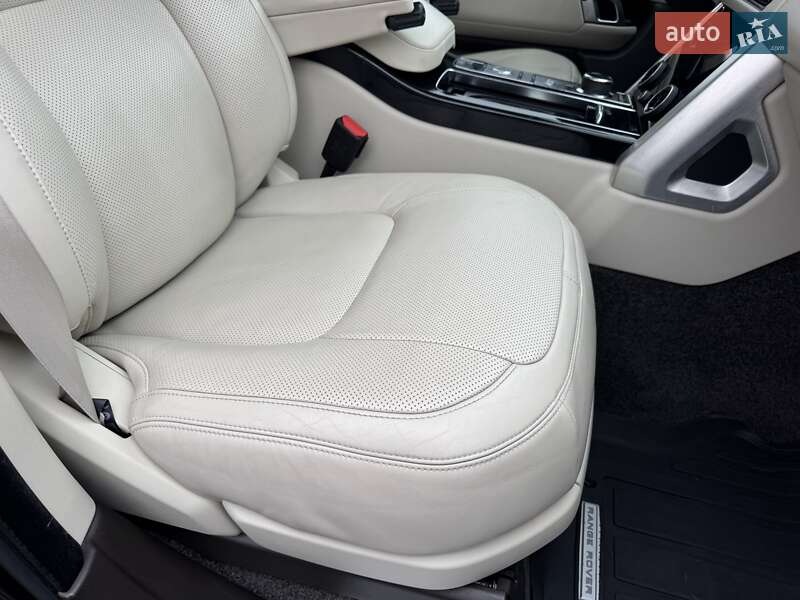 Внедорожник / Кроссовер Land Rover Range Rover 2018 в Тернополе