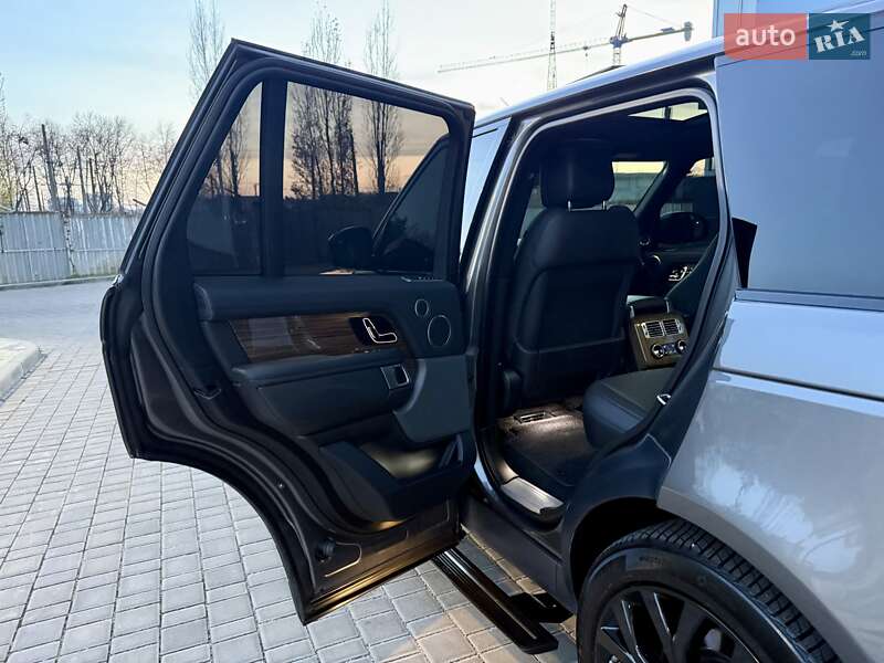 Внедорожник / Кроссовер Land Rover Range Rover 2019 в Одессе фото 86 Внедорожник / Кроссовер Land Rover Range Rover 2019 в Одессе