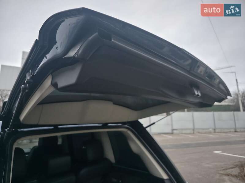 Позашляховик / Кросовер Land Rover Range Rover 2011 в Києві