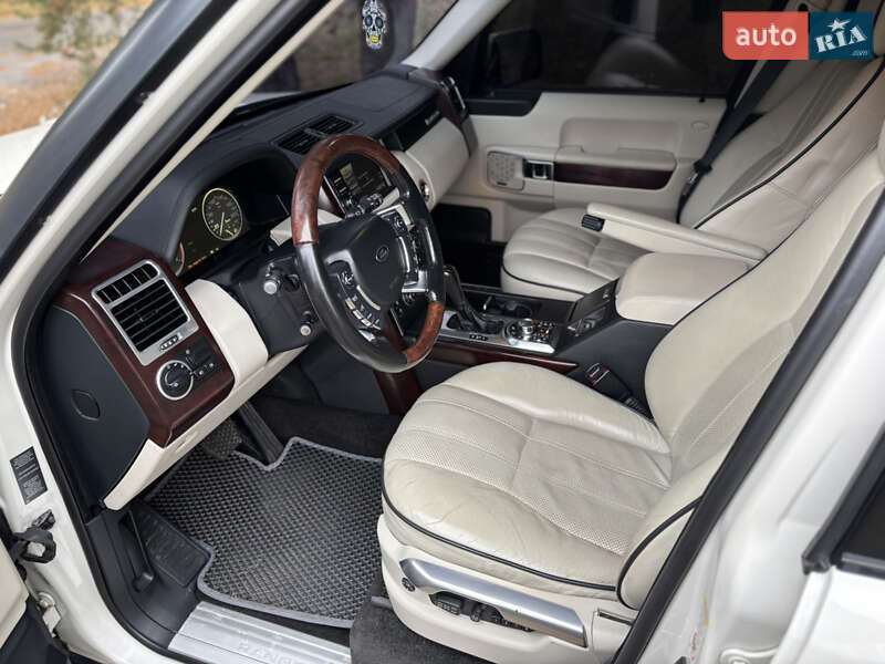 Позашляховик / Кросовер Land Rover Range Rover 2010 в Києві
