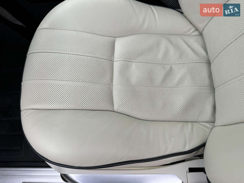 Позашляховик / Кросовер Land Rover Range Rover 2010 в Харкові