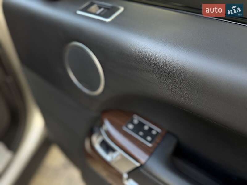 Позашляховик / Кросовер Land Rover Range Rover 2015 в Львові