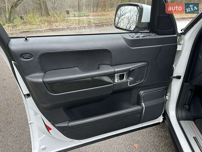 Внедорожник / Кроссовер Land Rover Range Rover 2010 в Киеве фото 37 Внедорожник / Кроссовер Land Rover Range Rover 2010 в Киеве