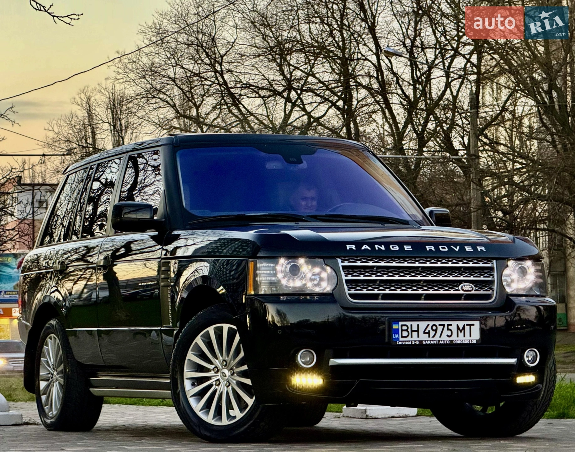 2011 Land Rover Range Rover - мініатюра 12