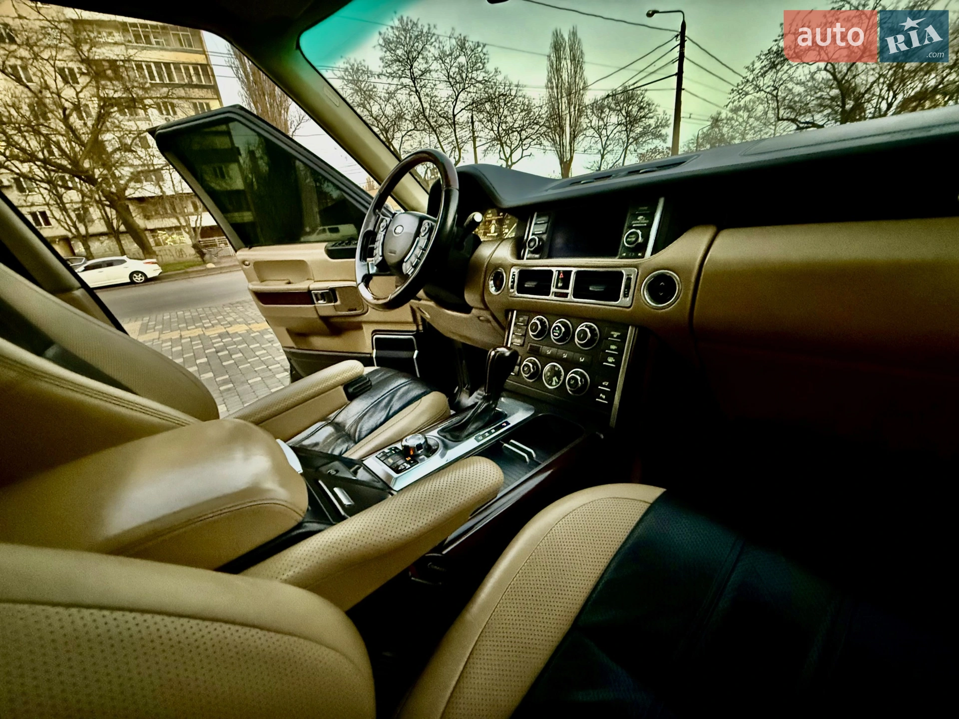 2011 Land Rover Range Rover - мініатюра 49