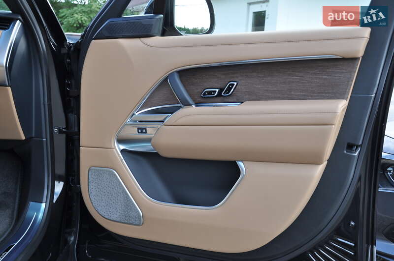 Позашляховик / Кросовер Land Rover Range Rover 2024 в Одесі