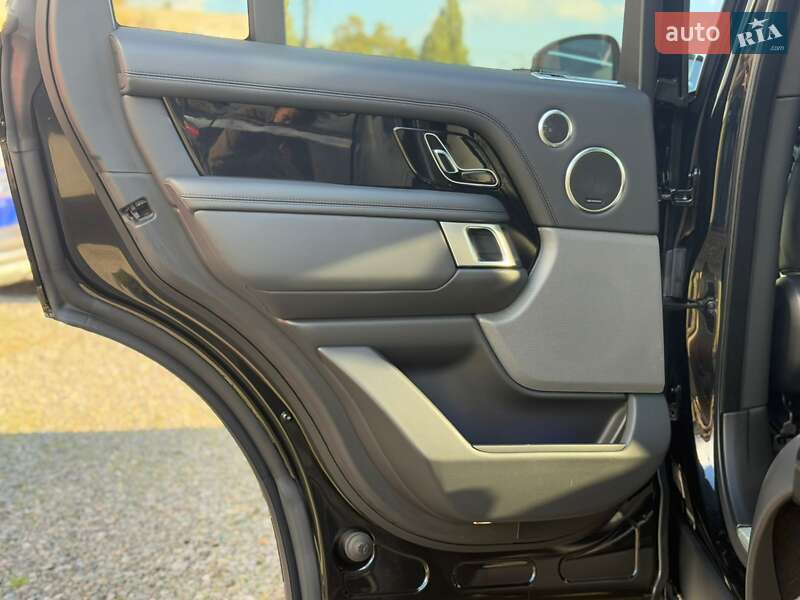 Позашляховик / Кросовер Land Rover Range Rover 2020 в Одесі фото 35 Позашляховик / Кросовер Land Rover Range Rover 2020 в Одесі