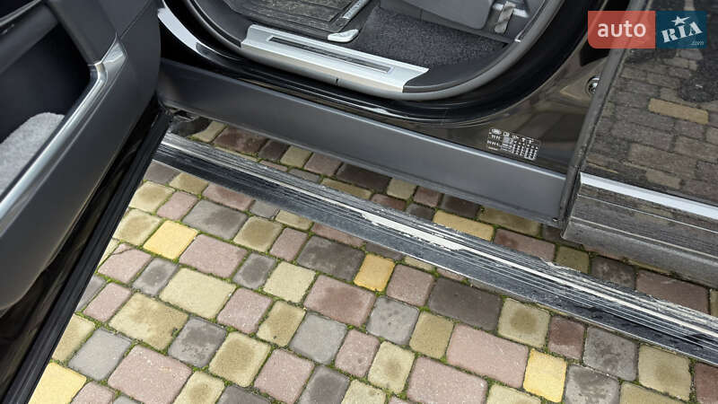 Внедорожник / Кроссовер Land Rover Range Rover 2013 в Днепре