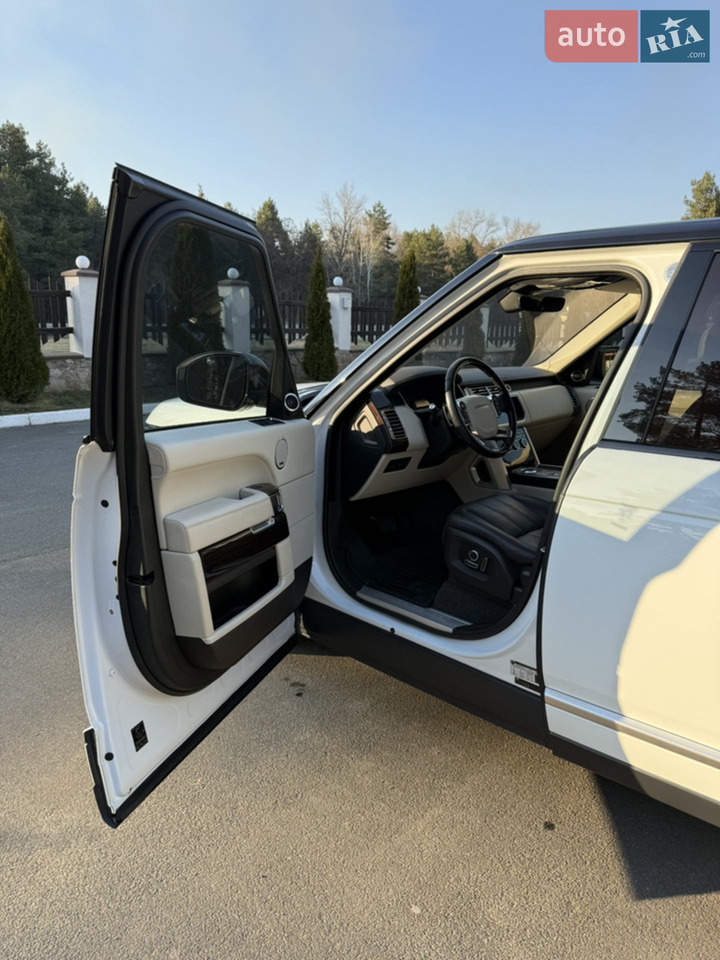 2017 Land Rover Range Rover - мініатюра 20