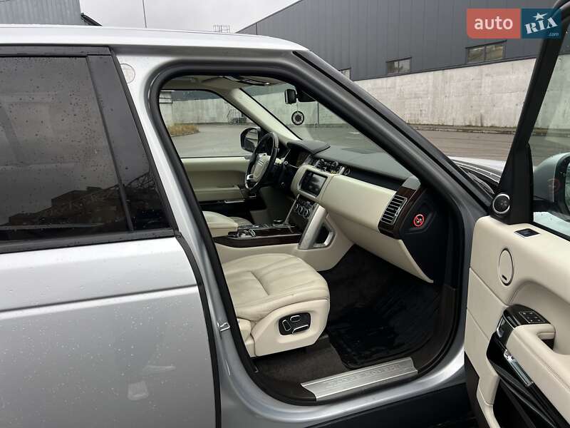 Внедорожник / Кроссовер Land Rover Range Rover 2015 в Киеве