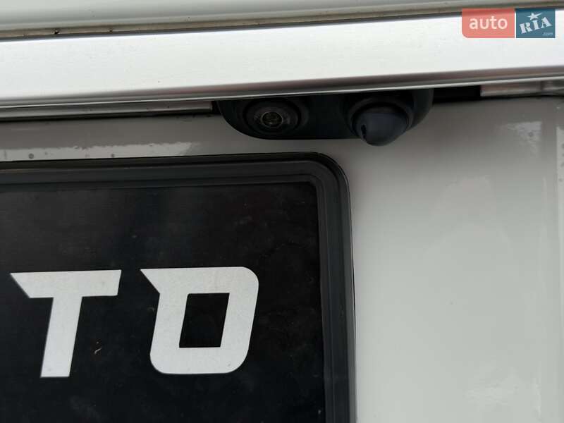 Внедорожник / Кроссовер Land Rover Range Rover 2016 в Львове