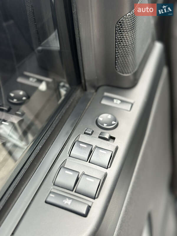 Позашляховик / Кросовер Land Rover Range Rover 2012 в Києві