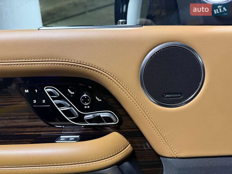 Внедорожник / Кроссовер Land Rover Range Rover 2021 в Киеве фото 40 Внедорожник / Кроссовер Land Rover Range Rover 2021 в Киеве