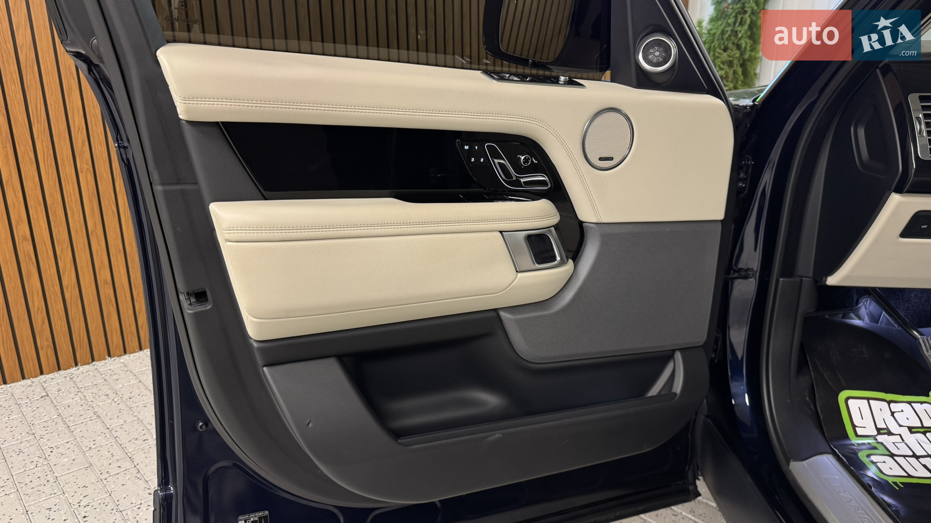 2020 Land Rover Range Rover - мініатюра 49
