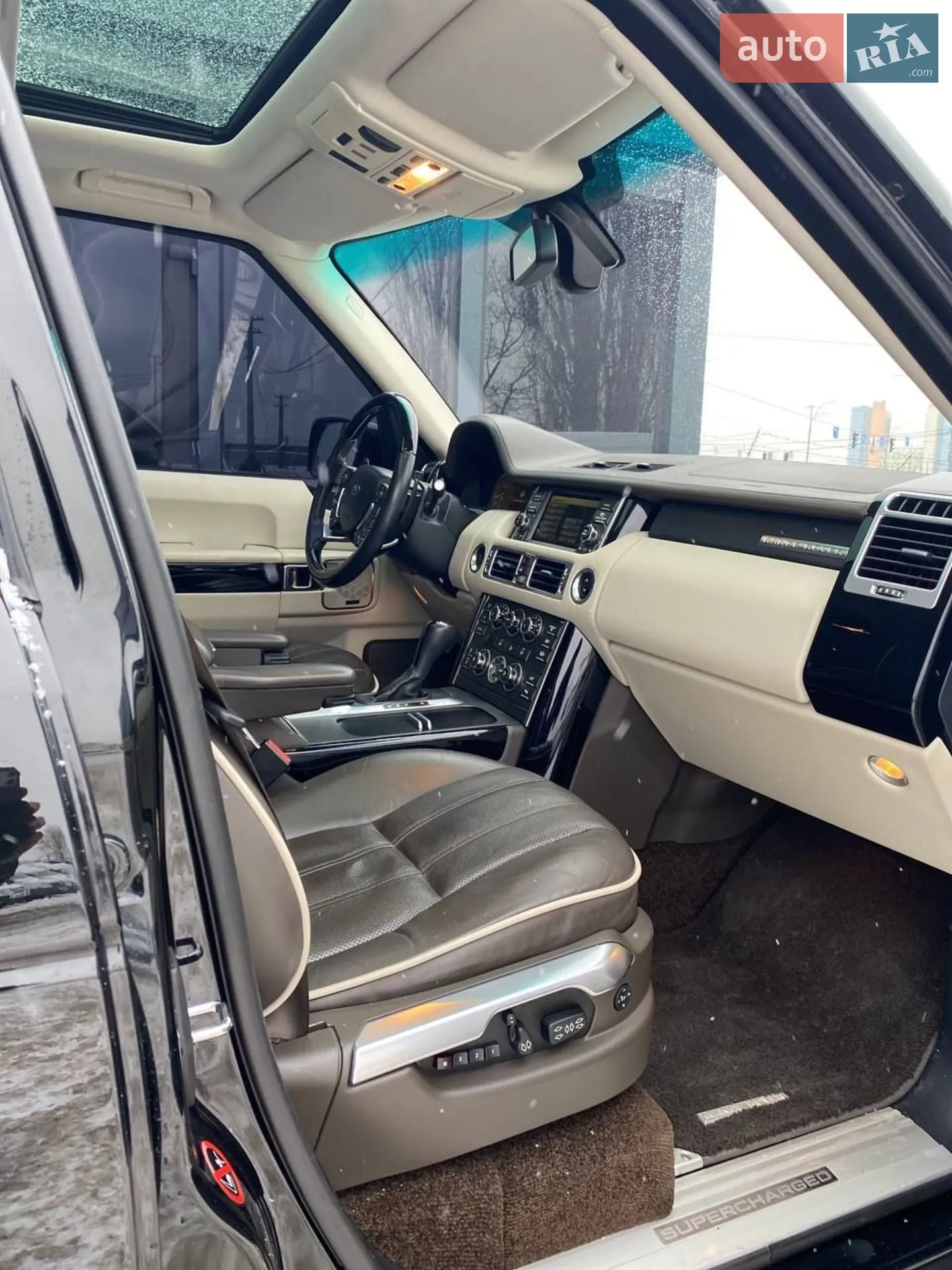 2011 Land Rover Range Rover - мініатюра 9
