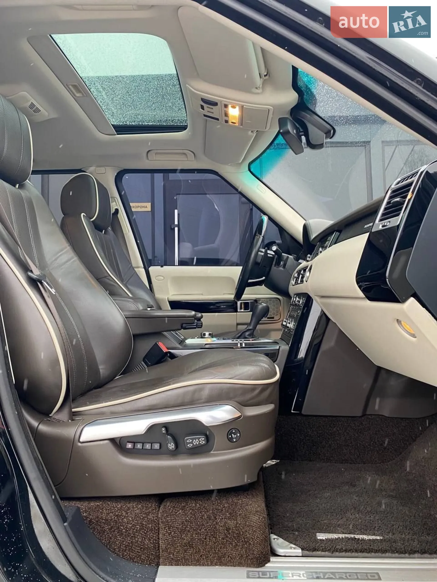 2011 Land Rover Range Rover - мініатюра 17