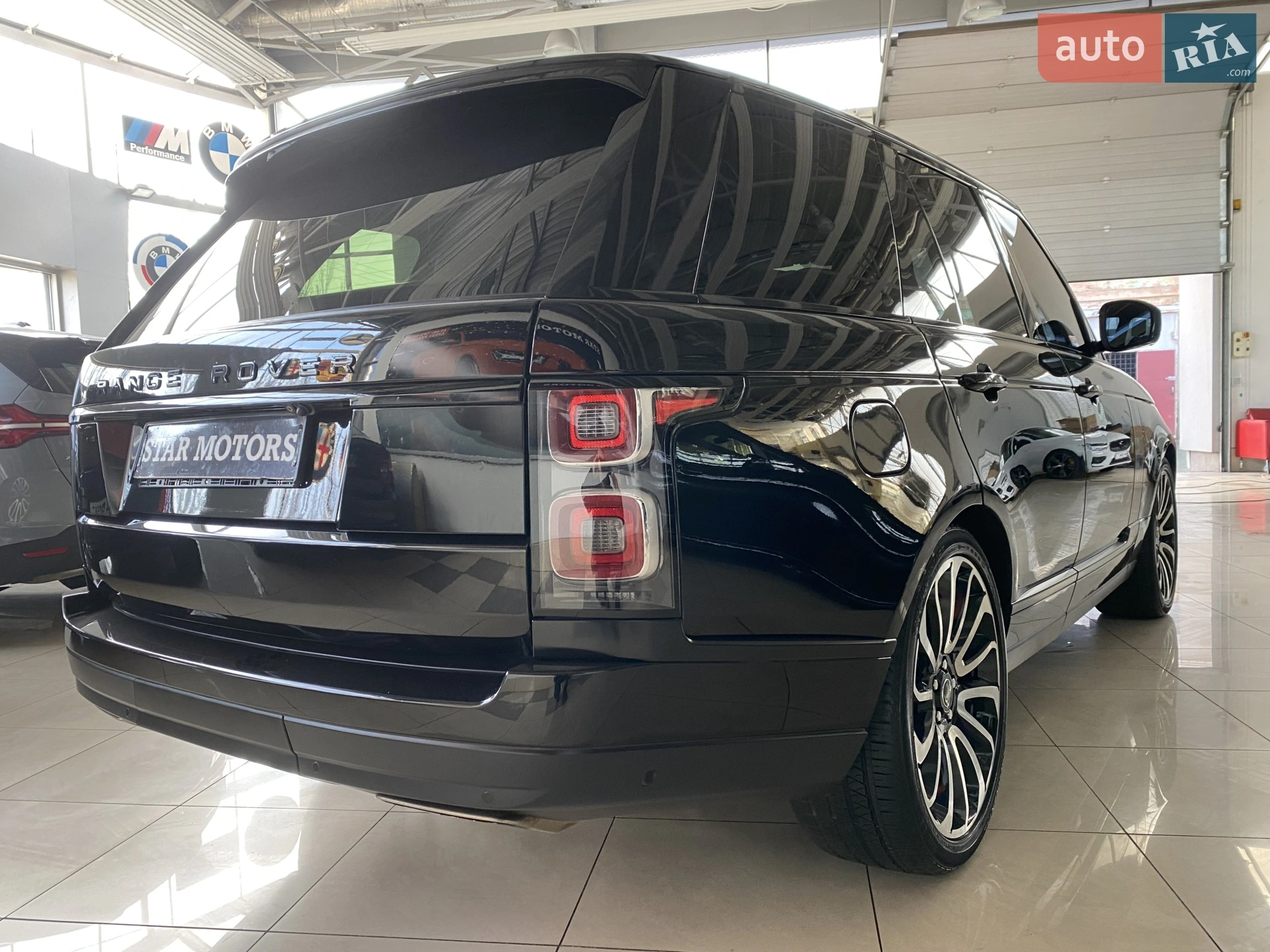 2018 Land Rover Range Rover - мініатюра 19