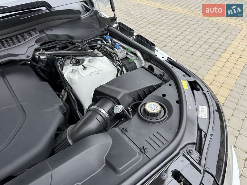 Внедорожник / Кроссовер Land Rover Range Rover 2016 в Виннице