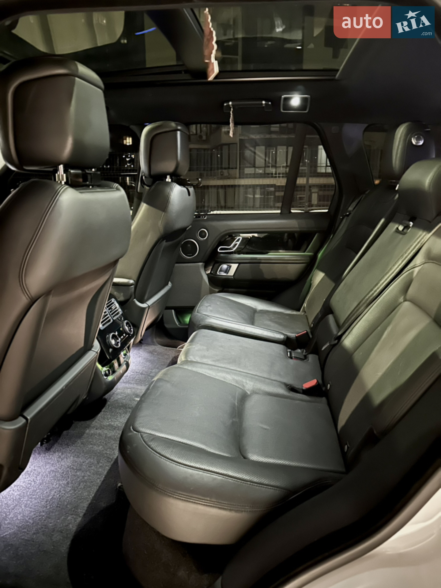 2018 Land Rover Range Rover - мініатюра 7