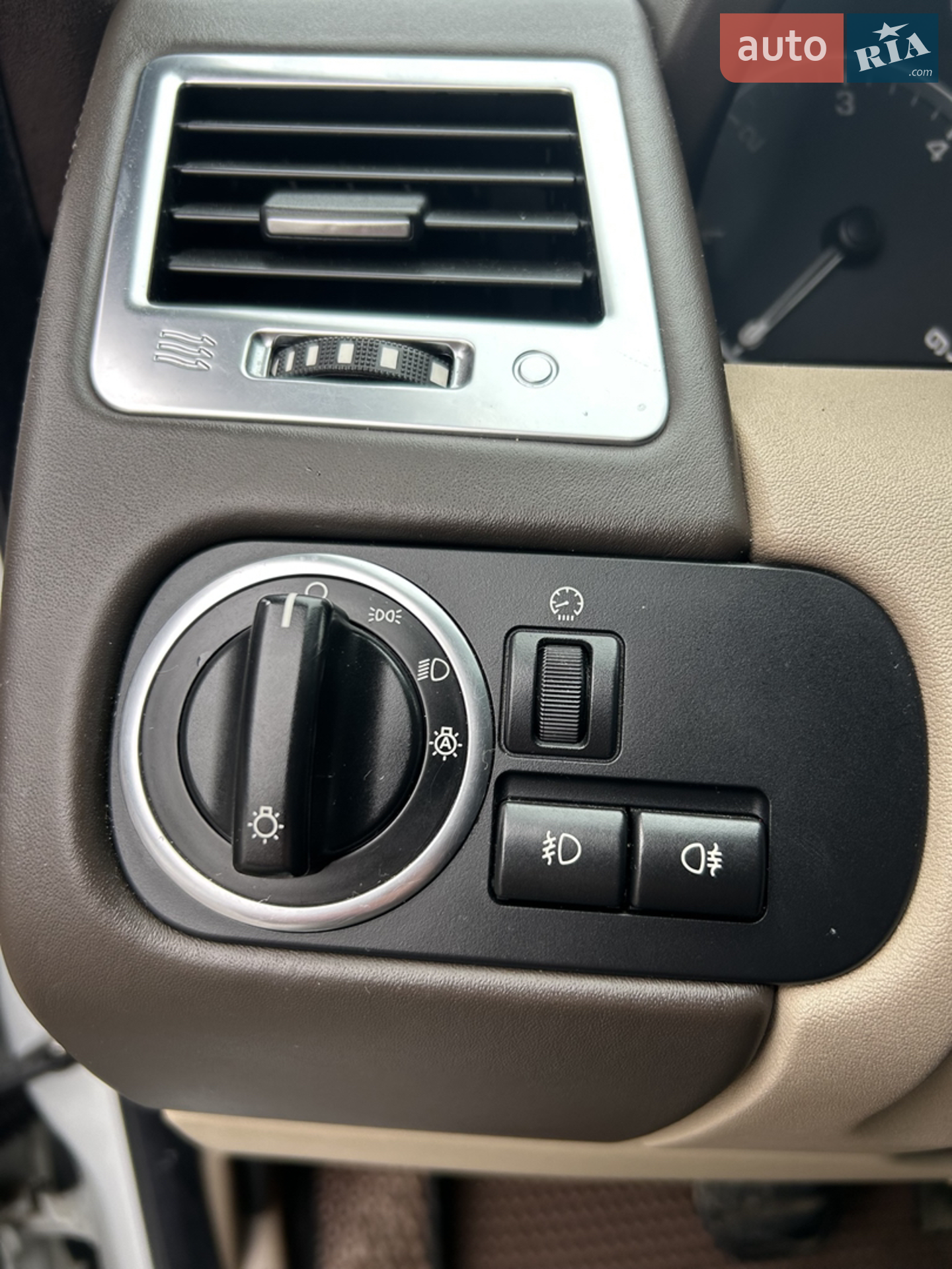2012 Land Rover Range Rover - мініатюра 20