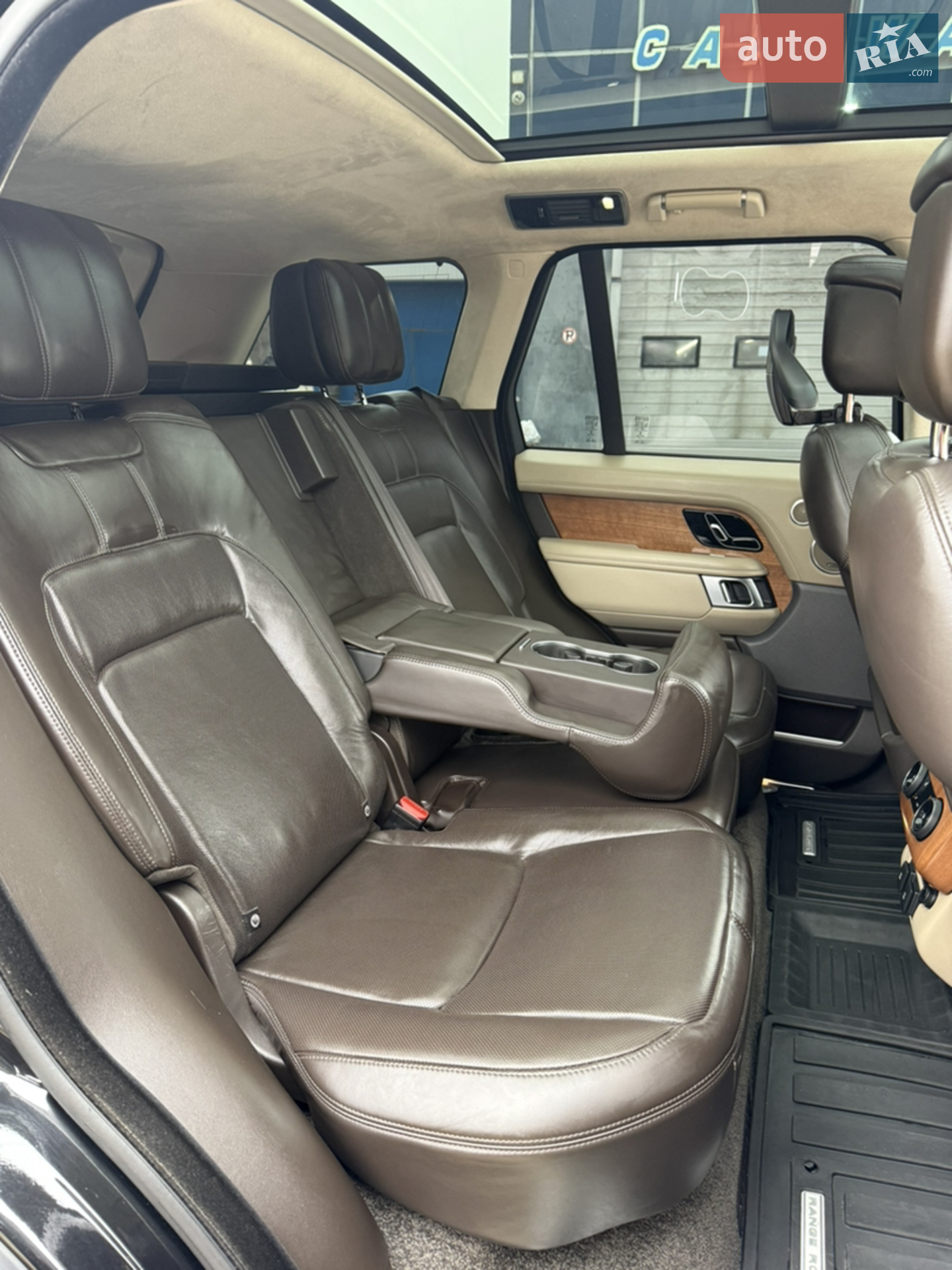 2018 Land Rover Range Rover - мініатюра 16
