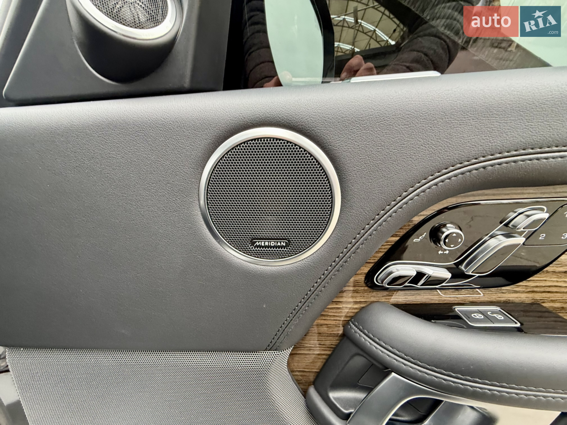 2019 Land Rover Range Rover - мініатюра 107