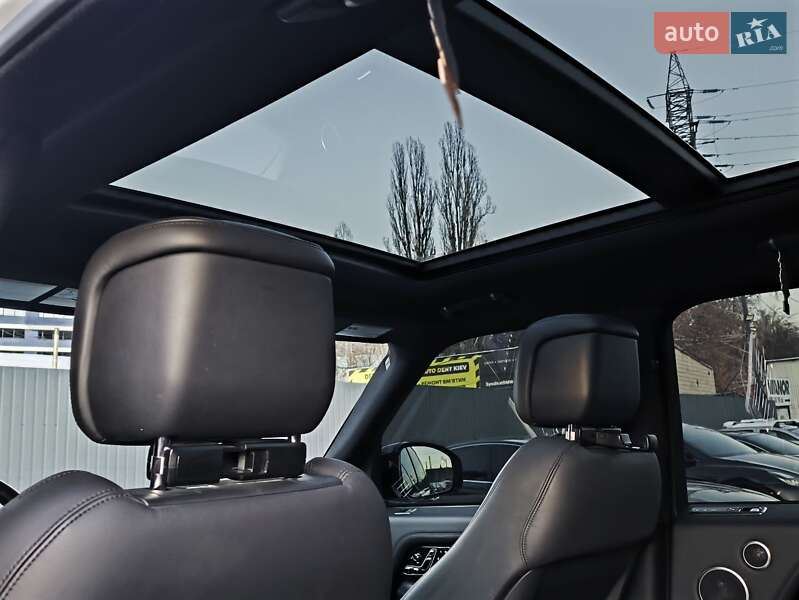 Внедорожник / Кроссовер Land Rover Range Rover 2018 в Киеве фото 35 Внедорожник / Кроссовер Land Rover Range Rover 2018 в Киеве