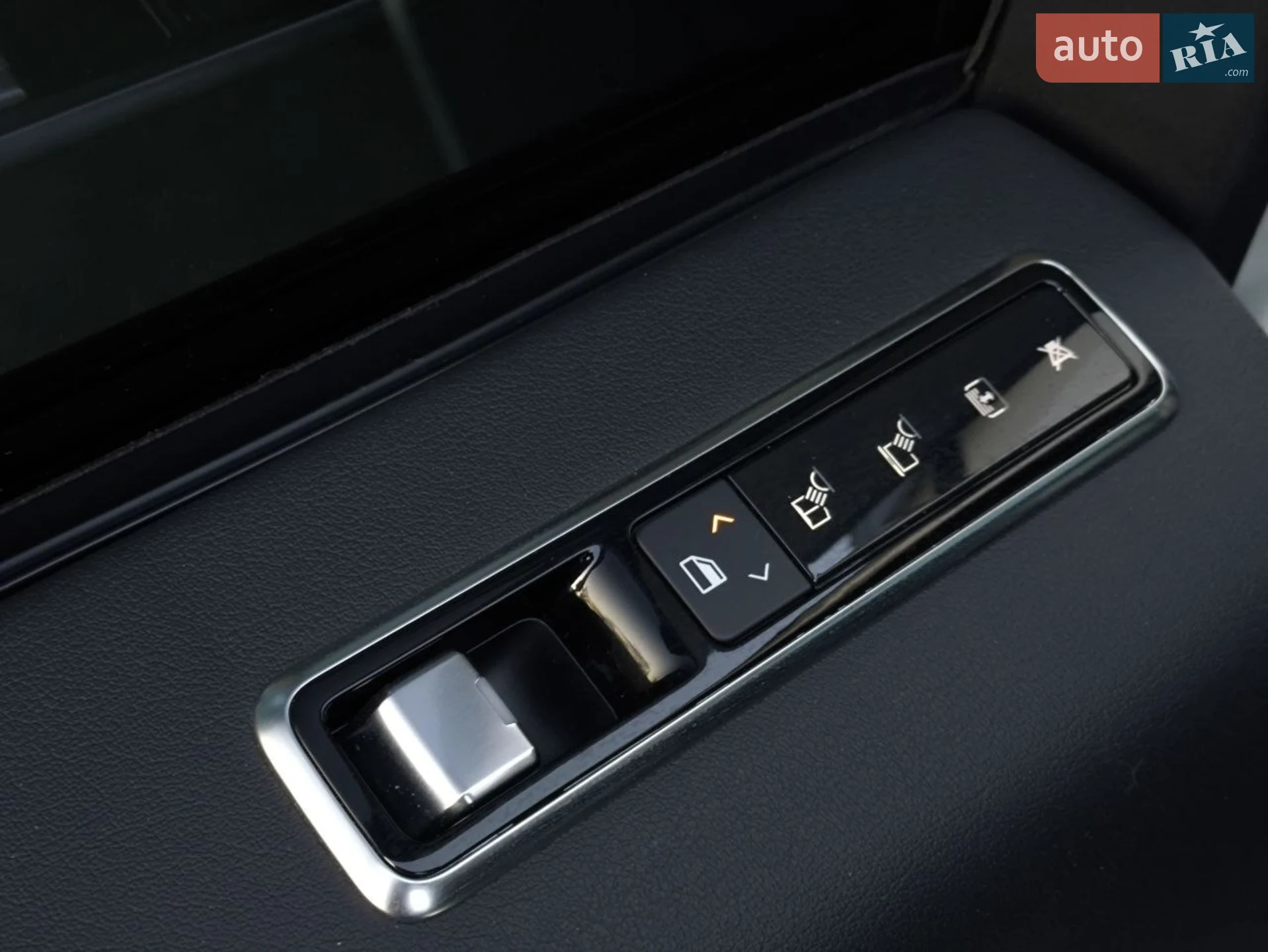 2018 Land Rover Range Rover - мініатюра 15
