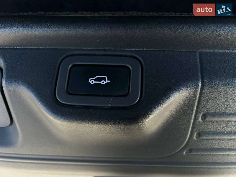 Внедорожник / Кроссовер Land Rover Range Rover 2016 в Киеве фото 58 Внедорожник / Кроссовер Land Rover Range Rover 2016 в Киеве