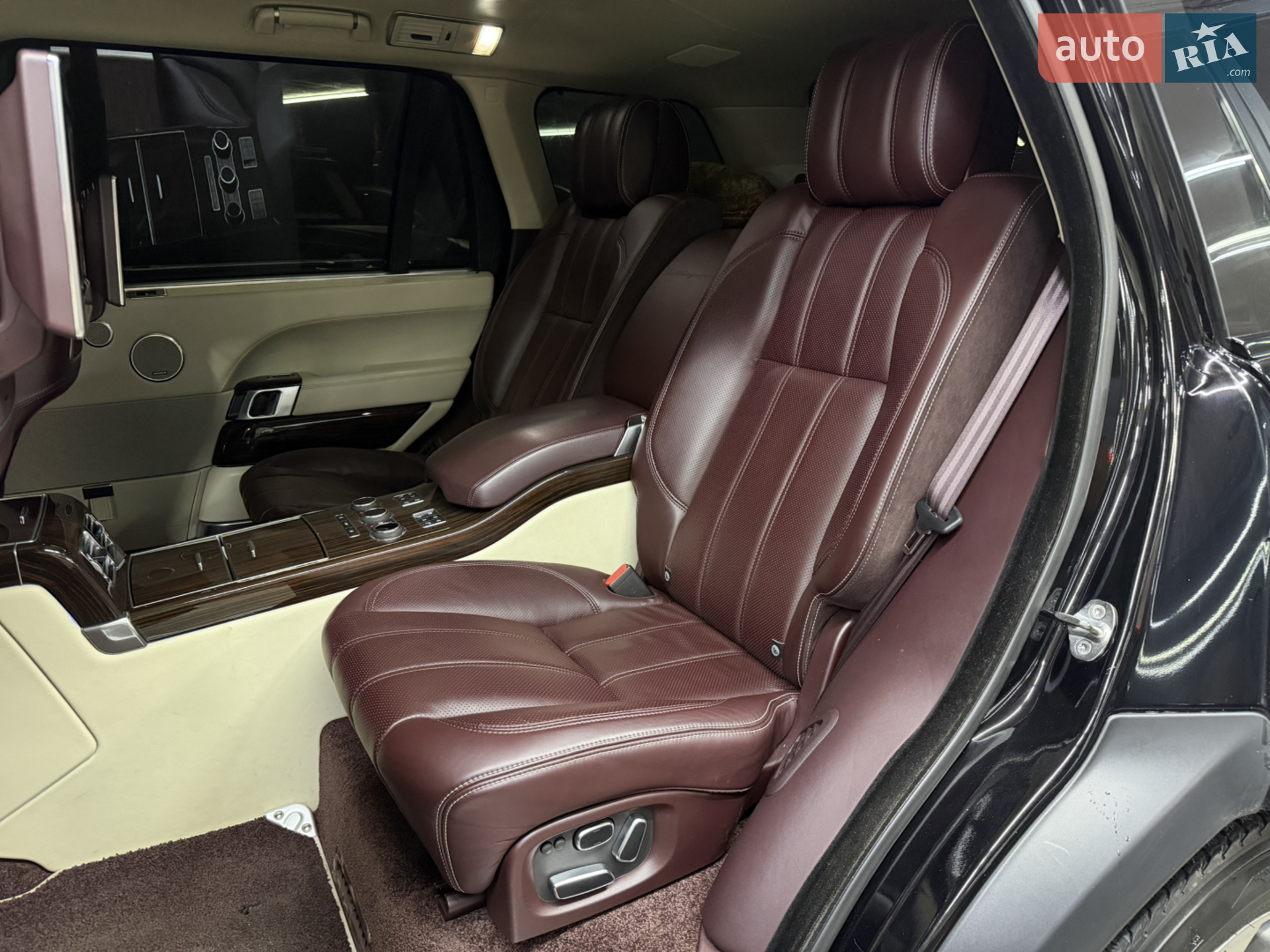 2014 Land Rover Range Rover - мініатюра 26