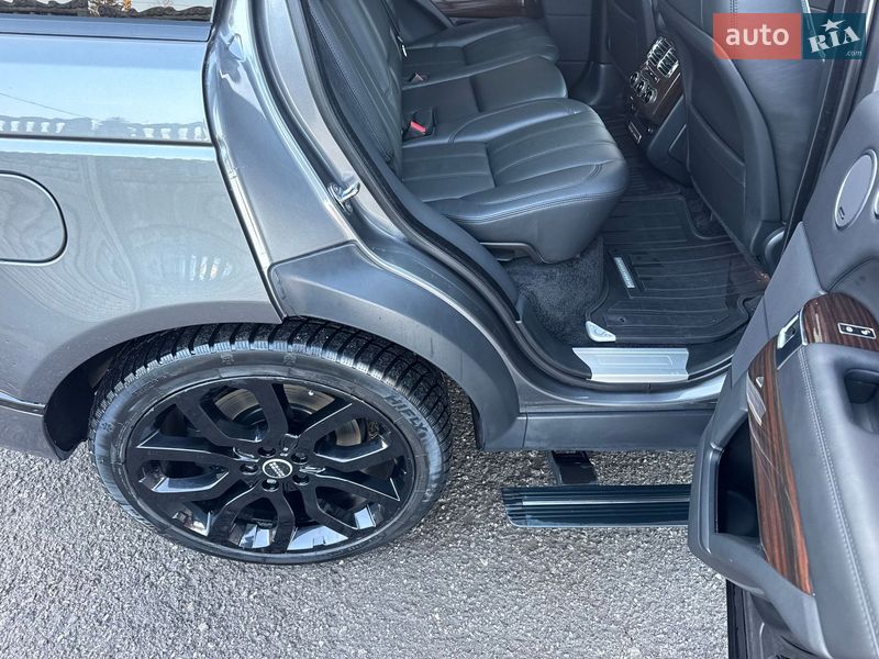 Внедорожник / Кроссовер Land Rover Range Rover 2015 в Тернополе