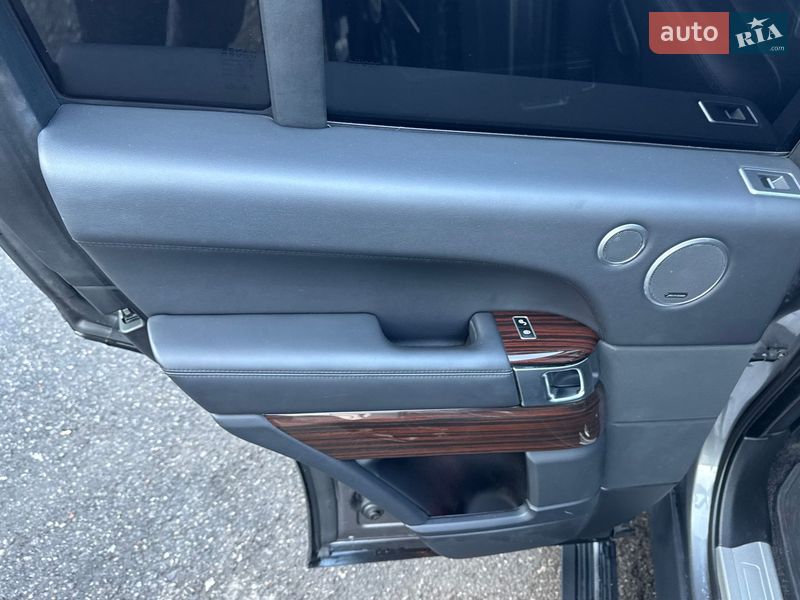 Внедорожник / Кроссовер Land Rover Range Rover 2015 в Тернополе