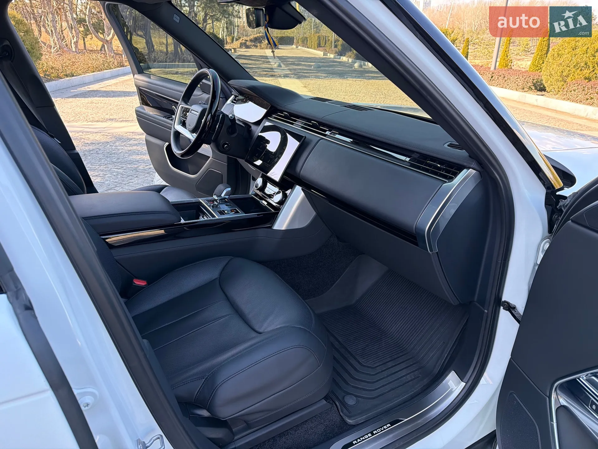 2022 Land Rover Range Rover - мініатюра 26