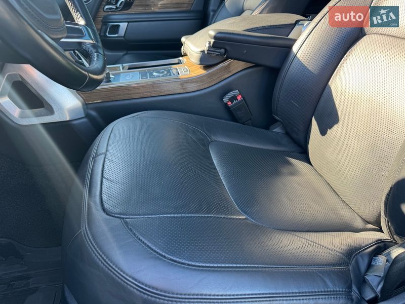 Внедорожник / Кроссовер Land Rover Range Rover 2018 в Тернополе