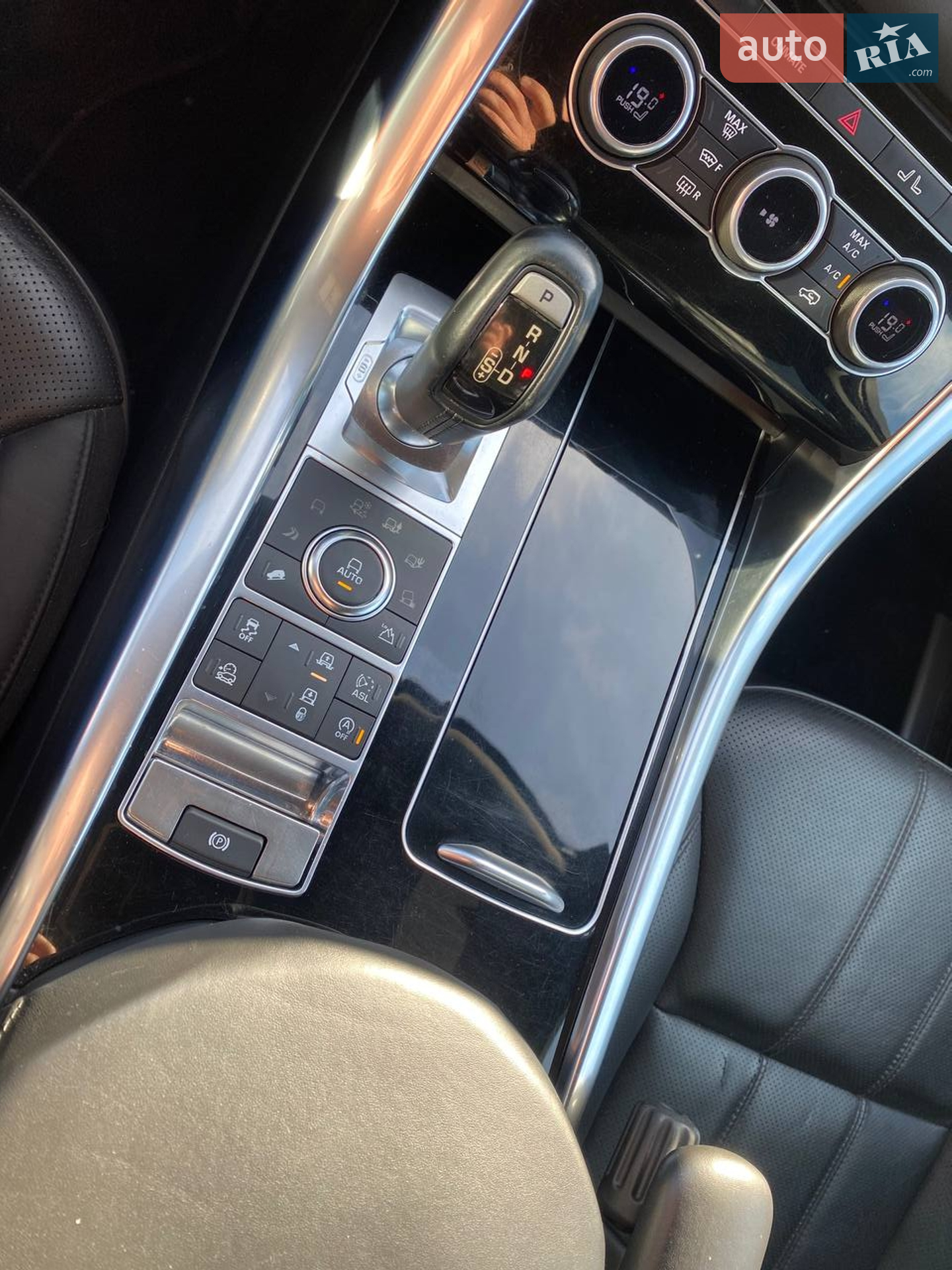 2016 Land Rover Range Rover - мініатюра 18