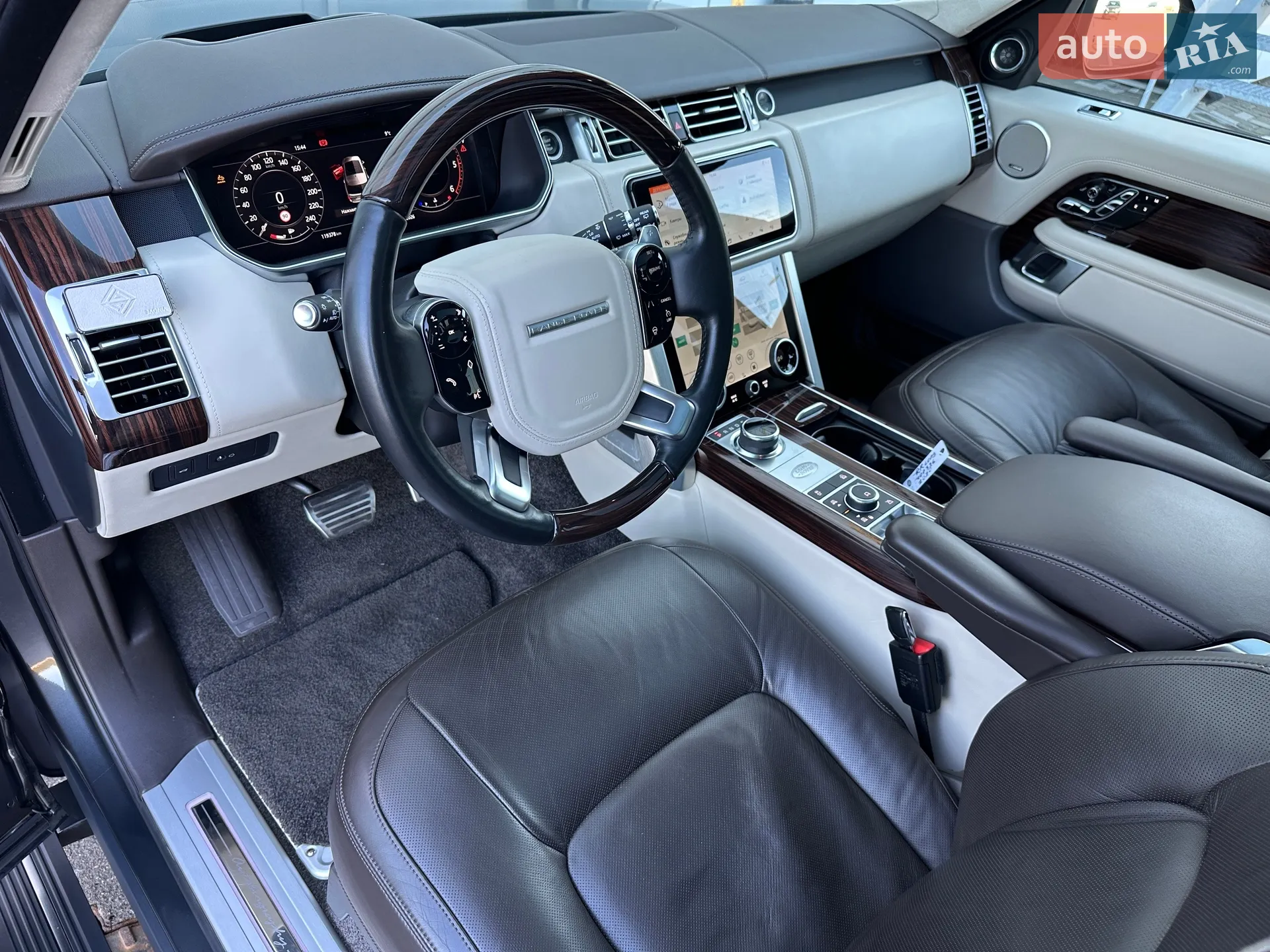 2020 Land Rover Range Rover - мініатюра 11