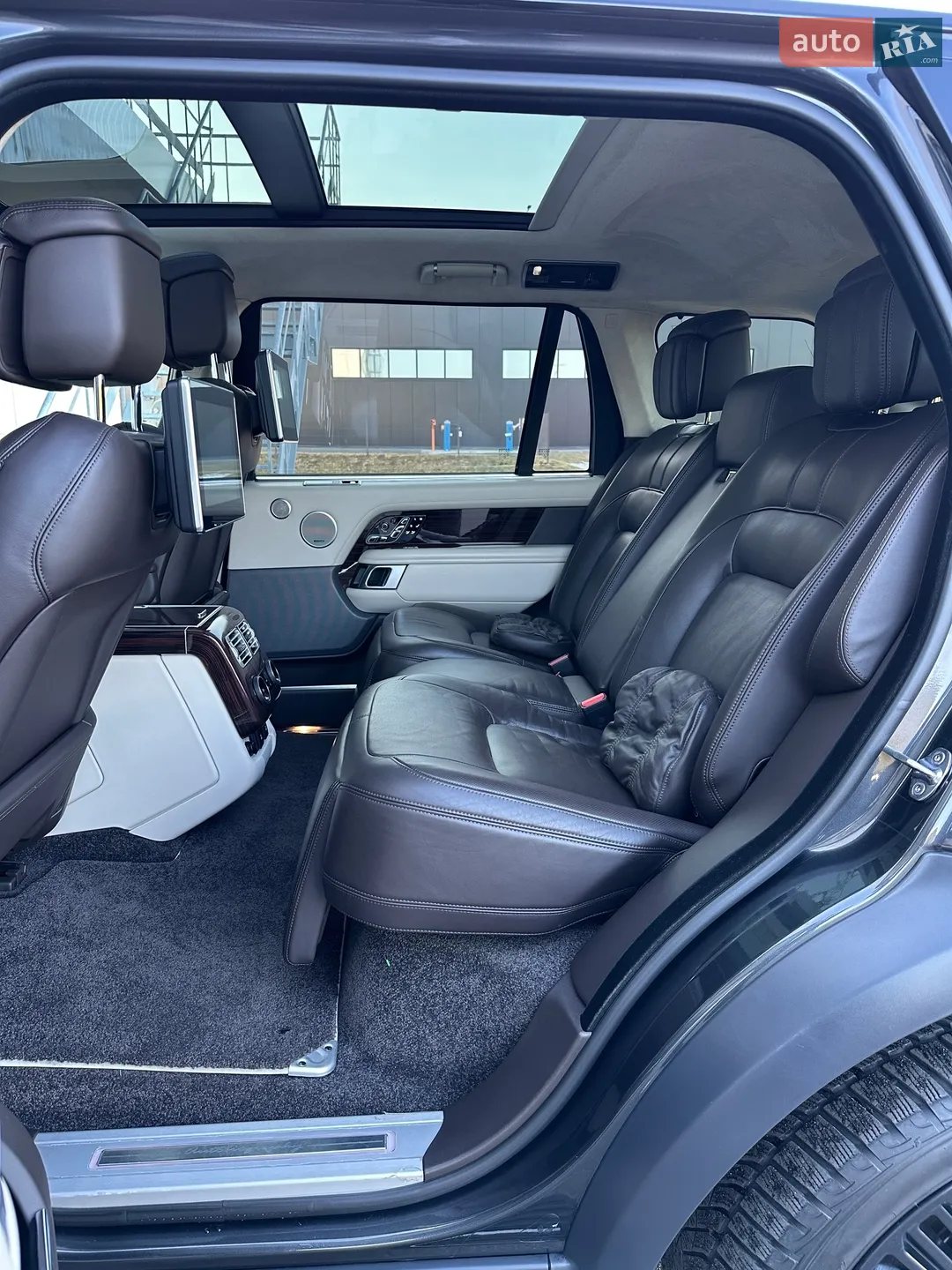 2020 Land Rover Range Rover - мініатюра 21