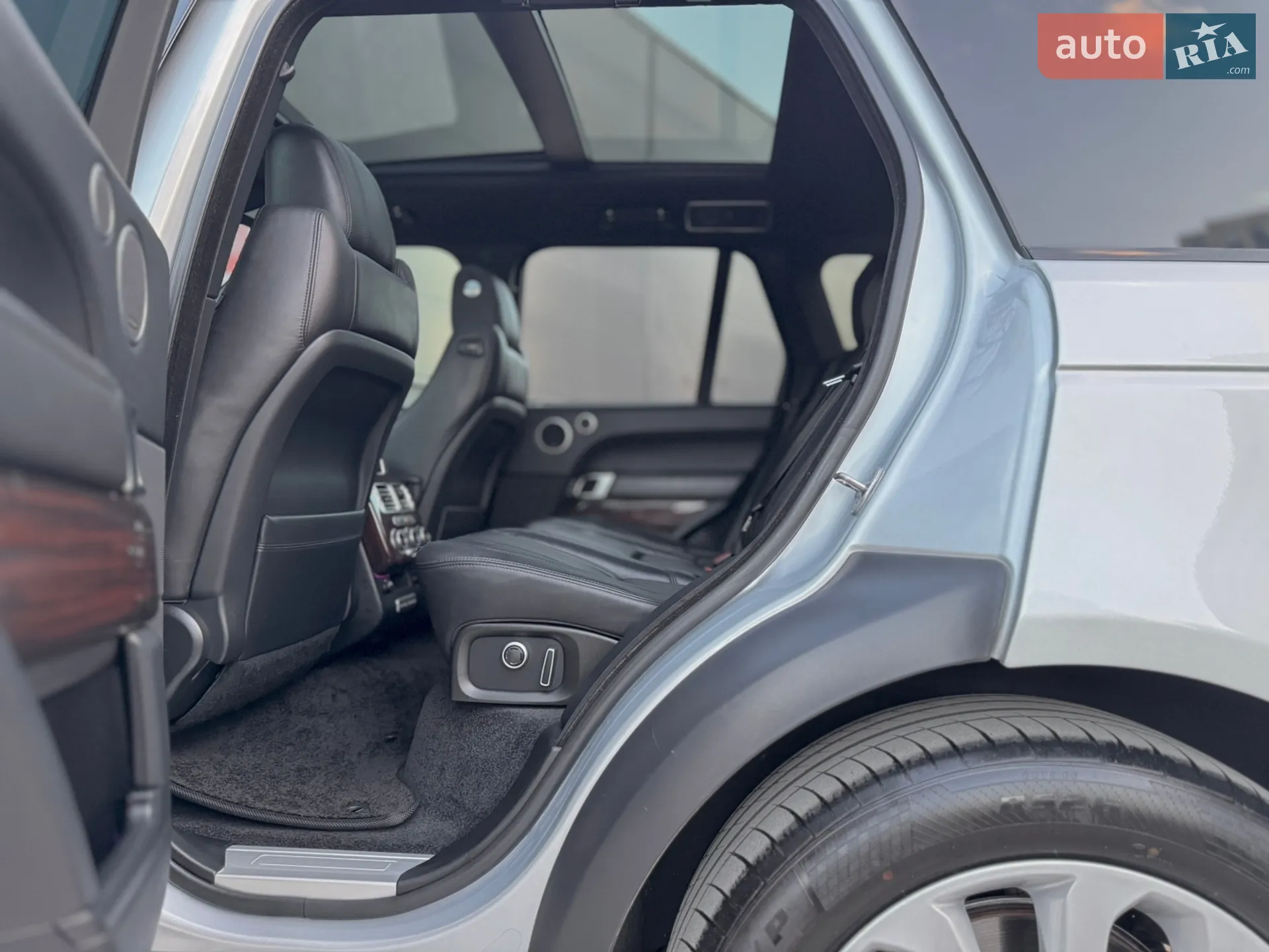 2016 Land Rover Range Rover - мініатюра 57