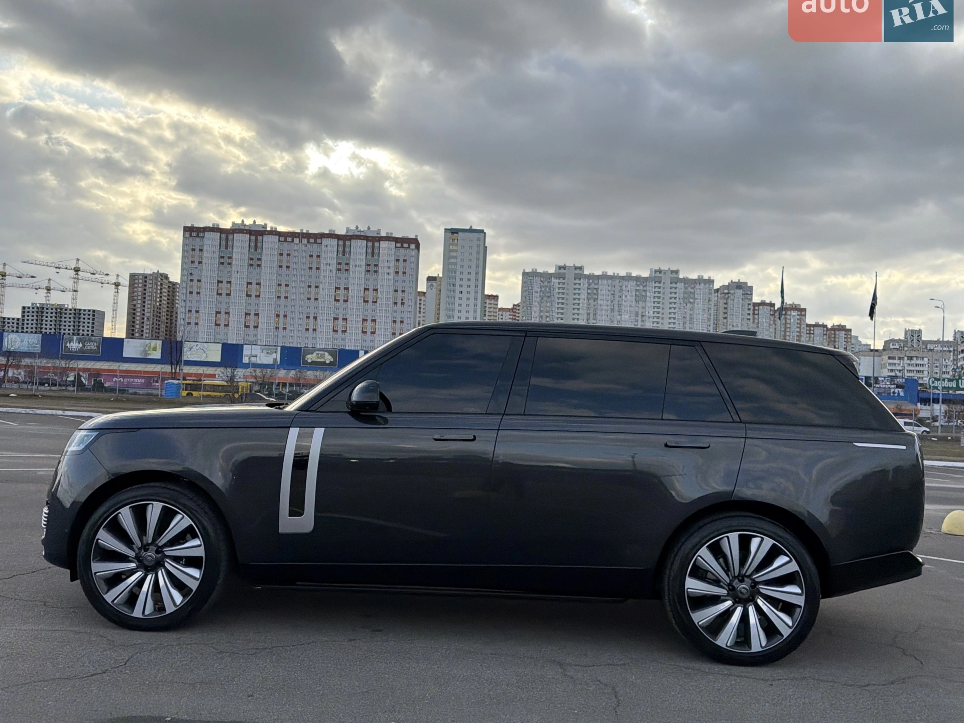2023 Land Rover Range Rover - мініатюра 18
