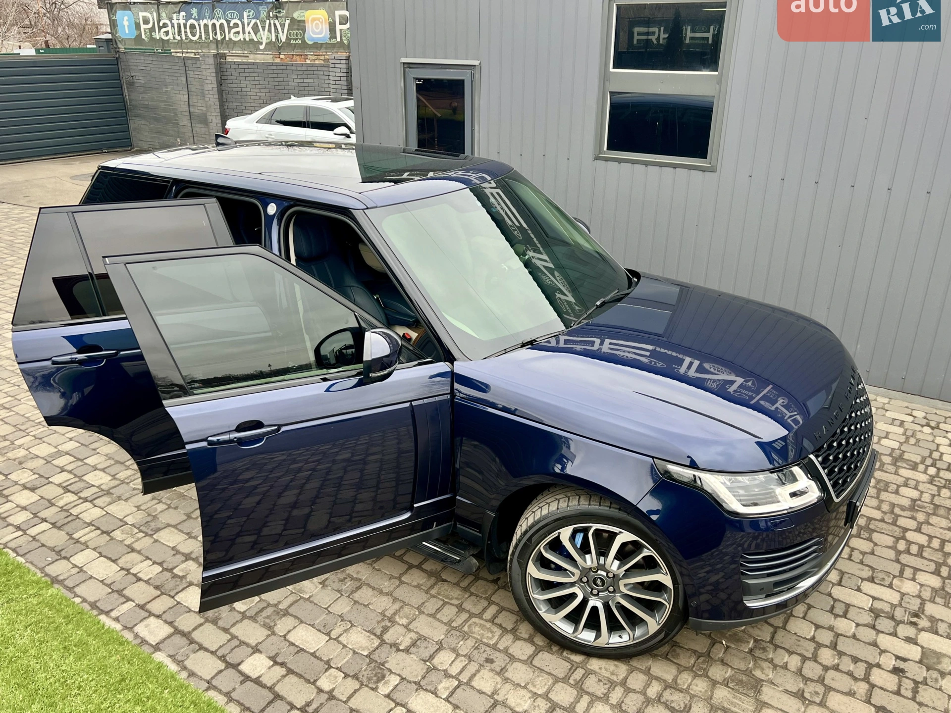 2018 Land Rover Range Rover - мініатюра 54