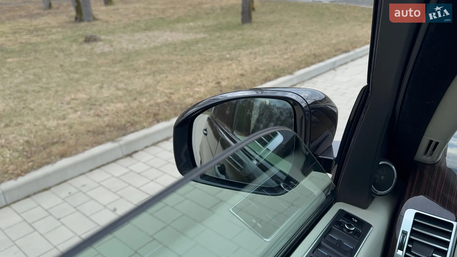 2015 Land Rover Range Rover - мініатюра 155