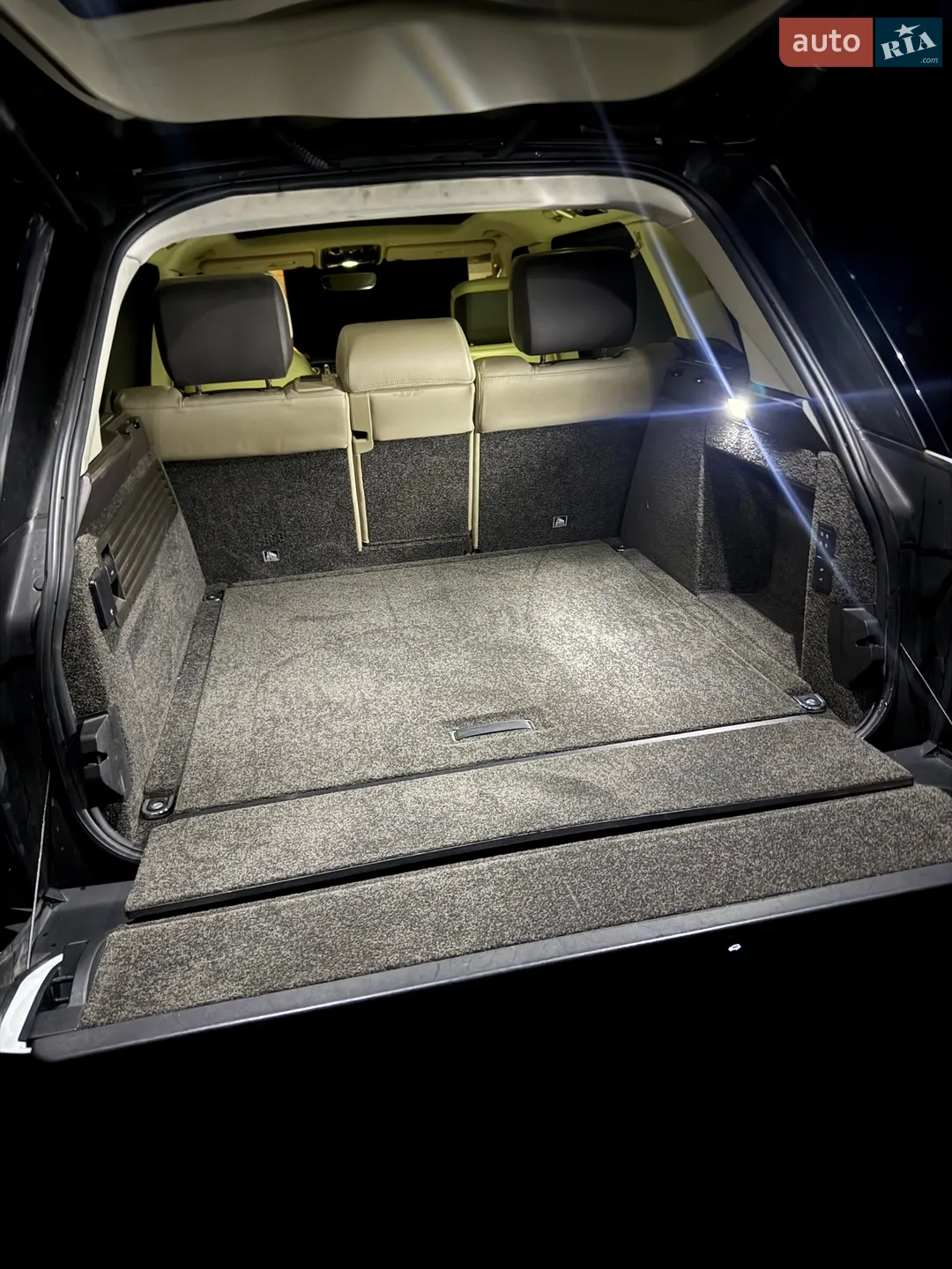 2019 Land Rover Range Rover - мініатюра 26