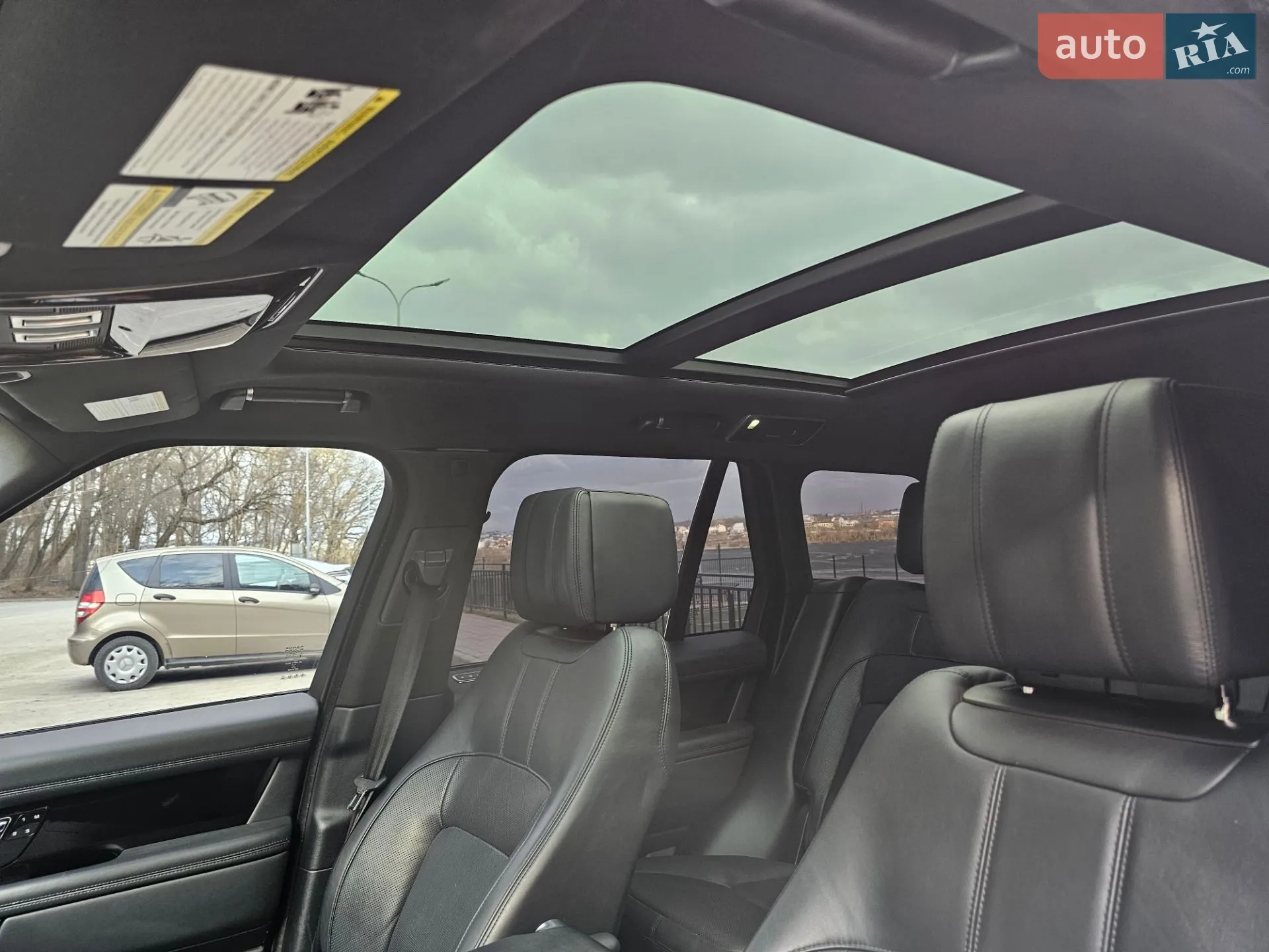 2018 Land Rover Range Rover - мініатюра 47