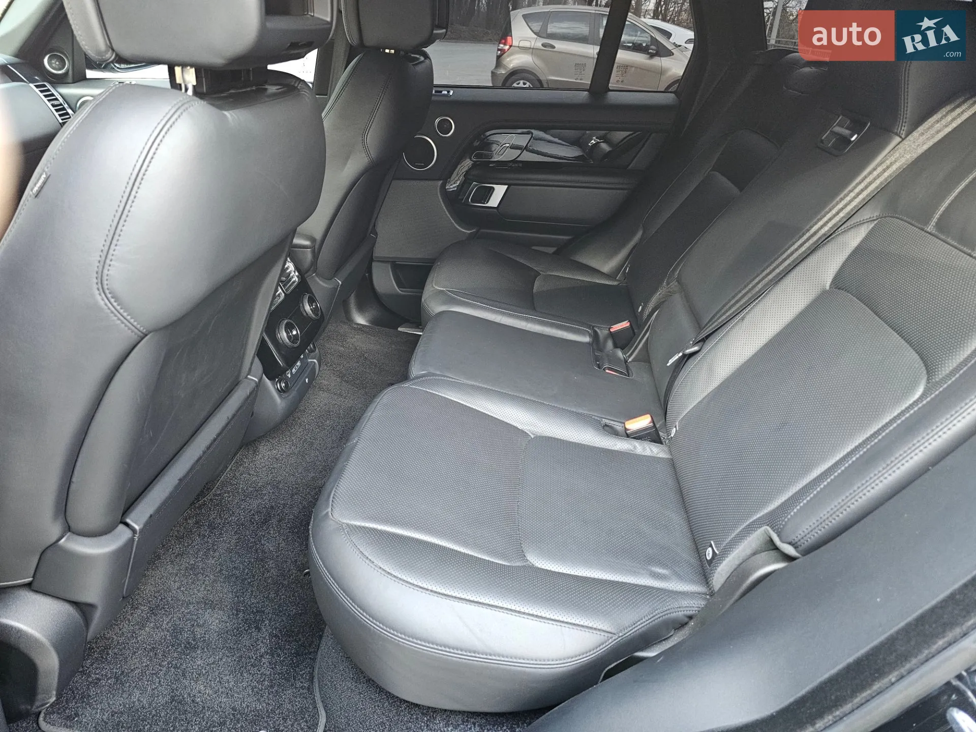 2018 Land Rover Range Rover - мініатюра 37