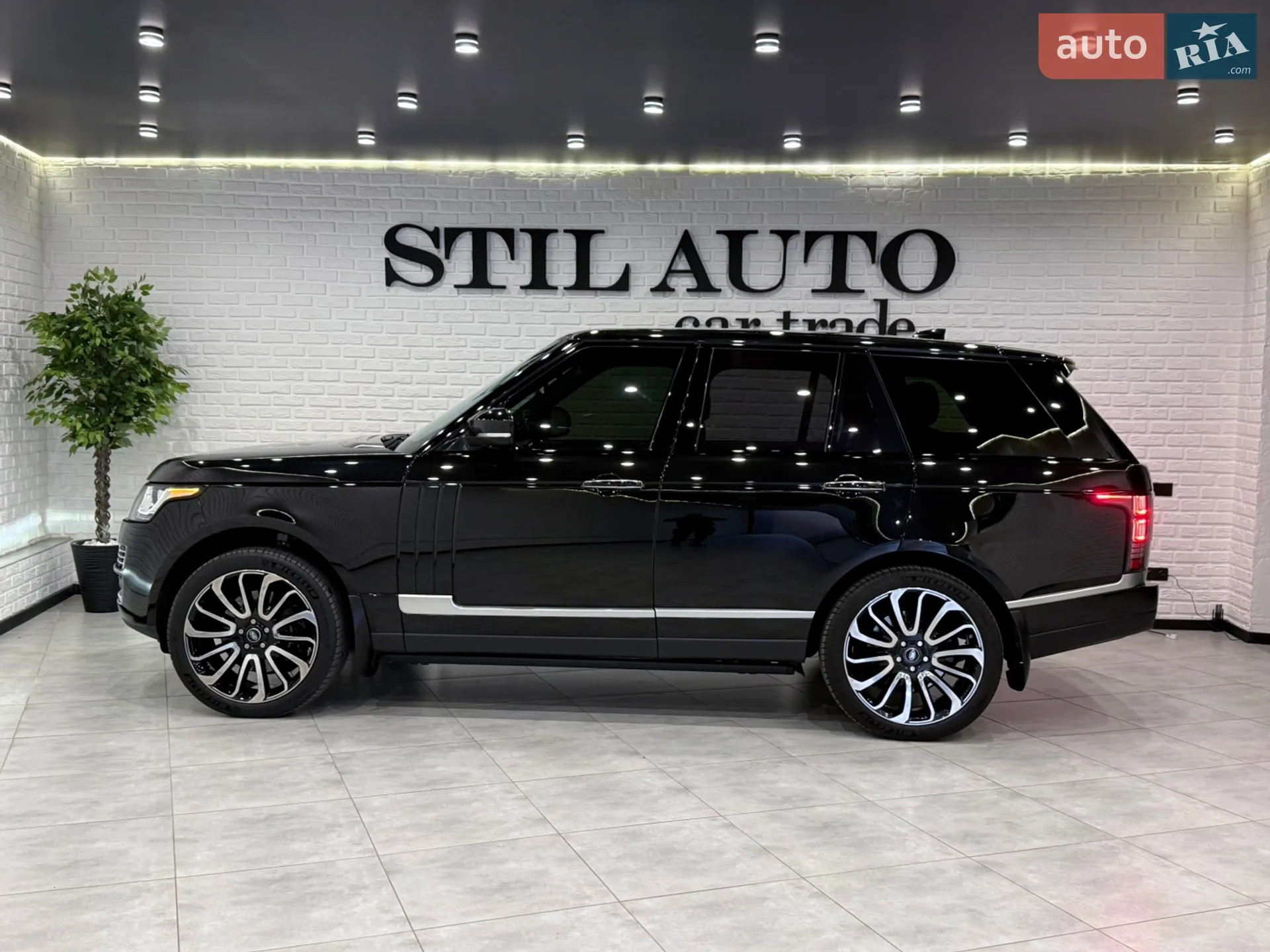 2017 Land Rover Range Rover - фото 1