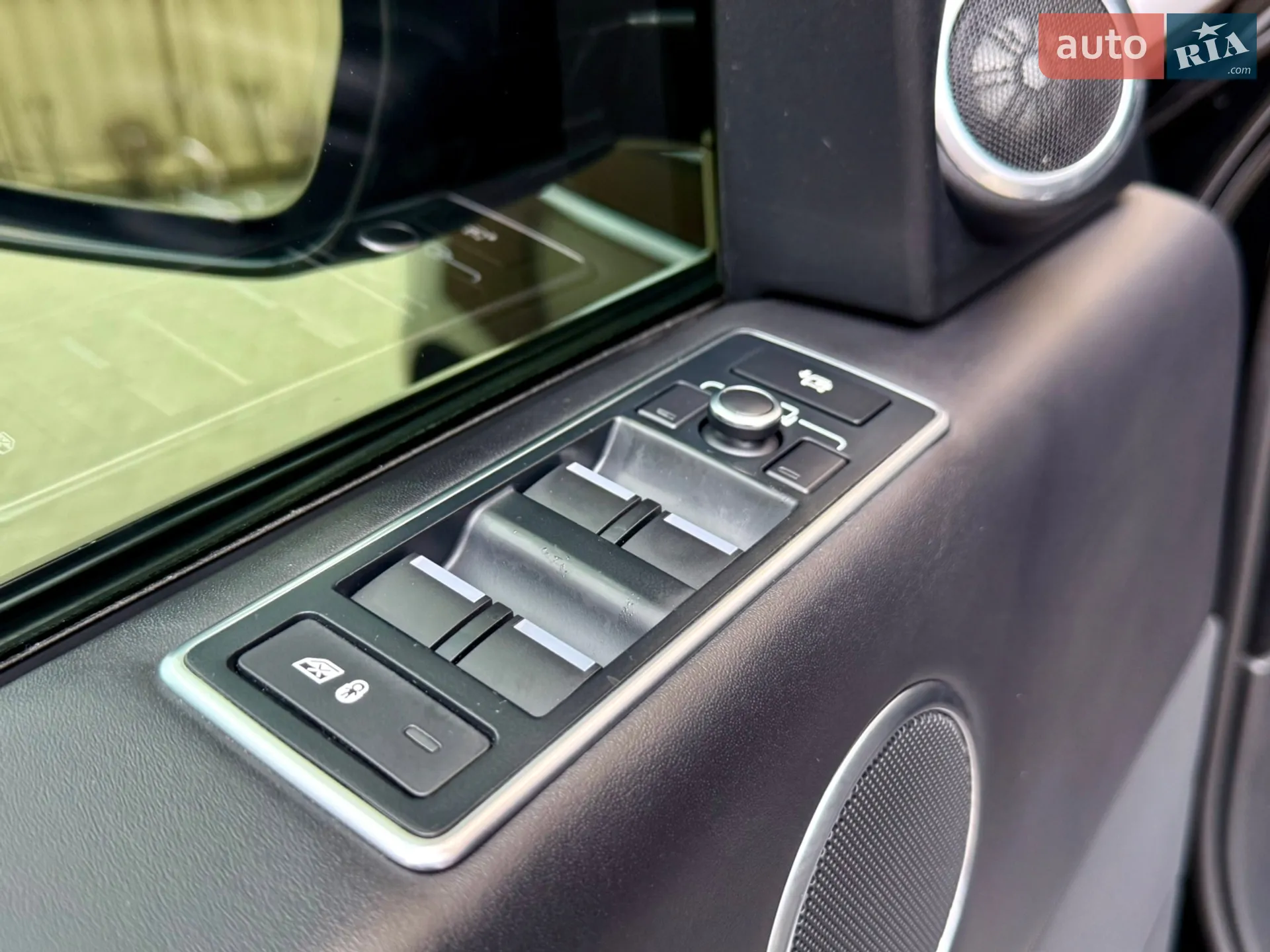 2017 Land Rover Range Rover - мініатюра 35
