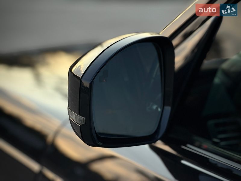 Позашляховик / Кросовер Land Rover Range Rover 2016 в Києві