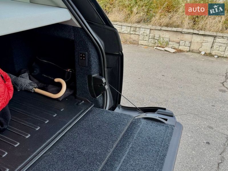 Позашляховик / Кросовер Land Rover Range Rover 2015 в Києві